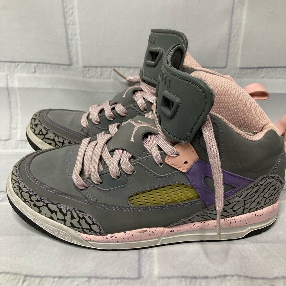 Nike Air Jordan Spizike Clay Grey/Liquid Pink Elephant Print Sneakers 3-Youth